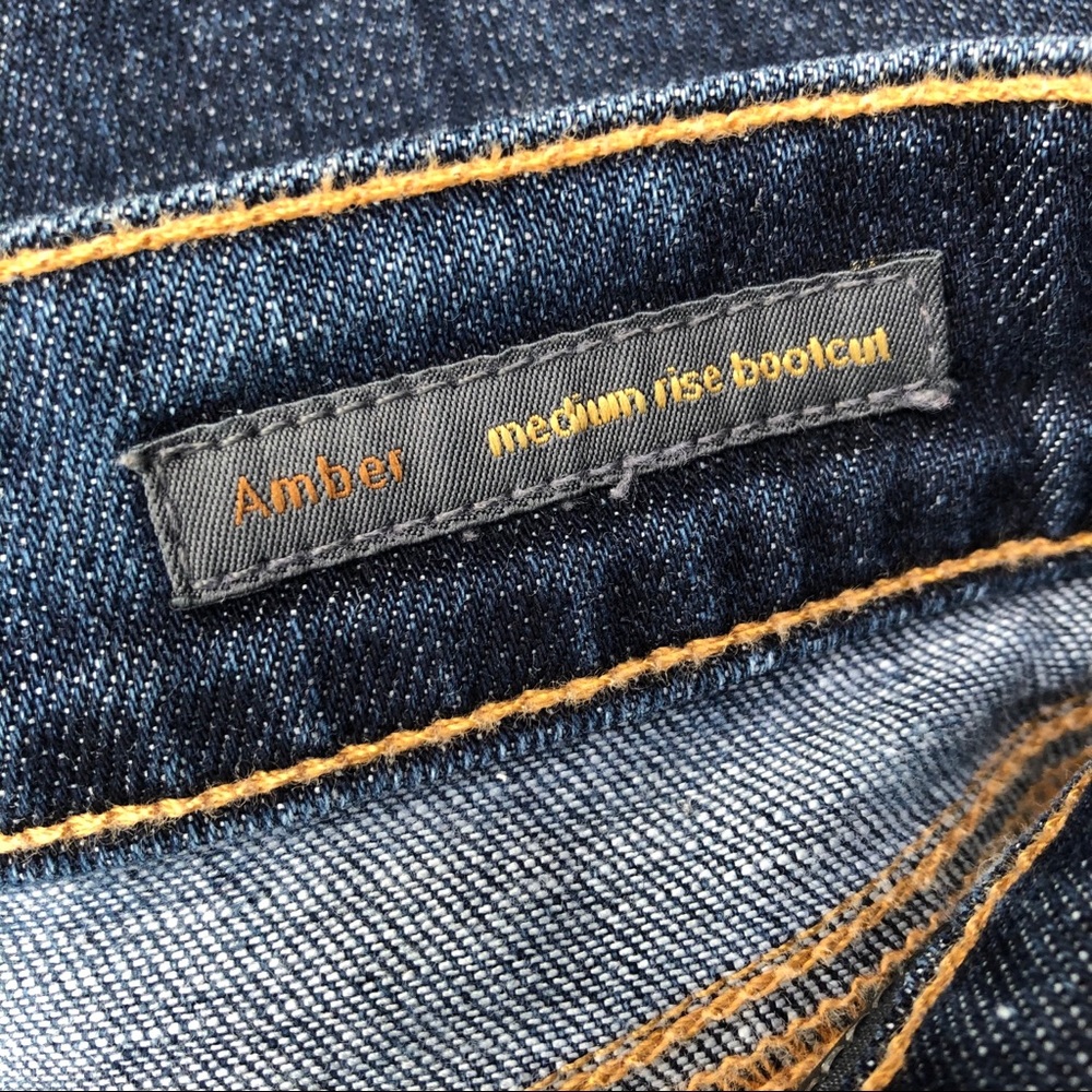 Citizens of Humanity "AMBER"  bootcut jeans 28 - Picture 3 of 8